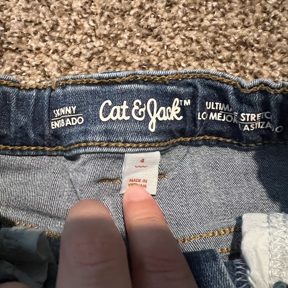SOLD Cat And Jack Skinny Jeans - Picture 3 of 3